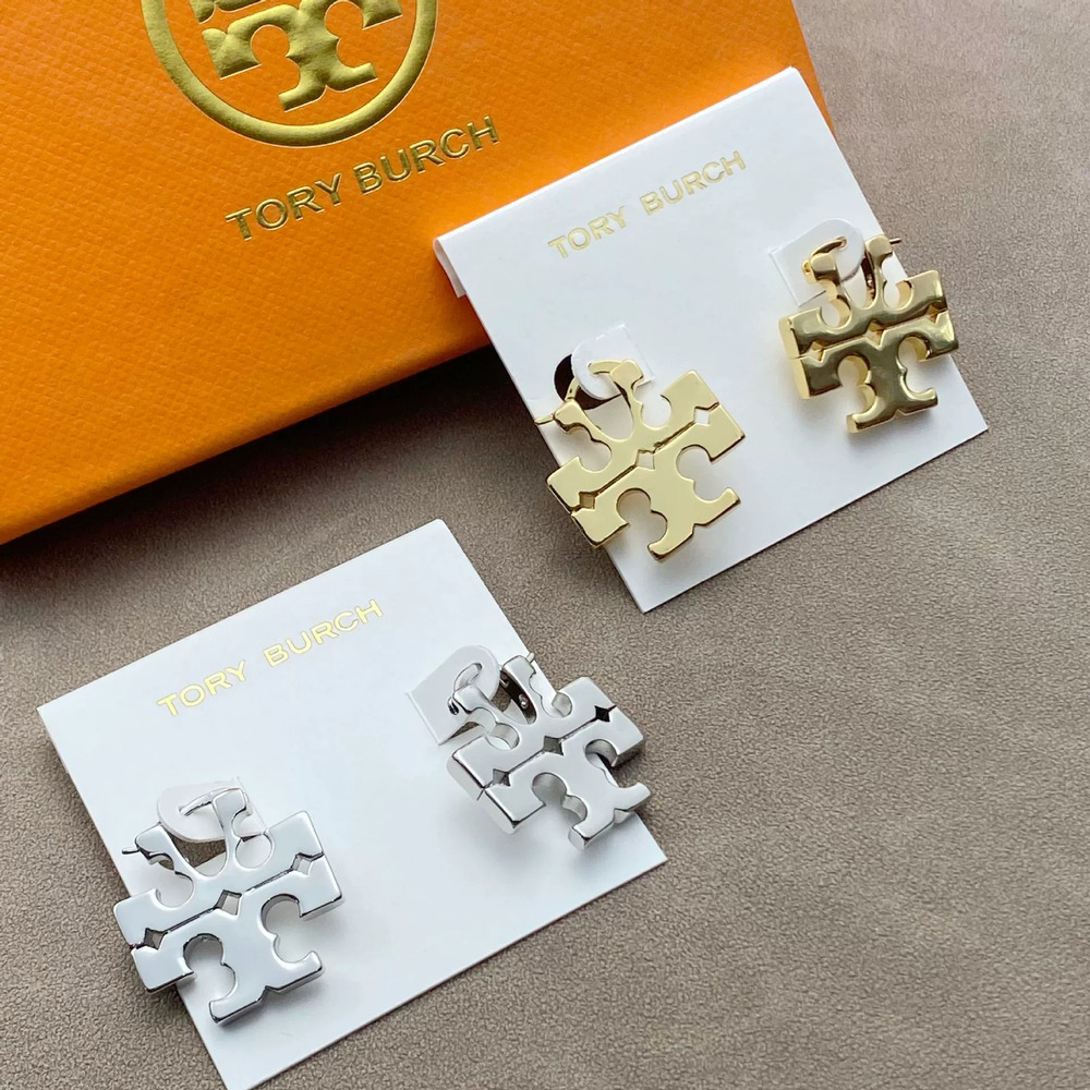 Tory Burch Letter Earrings Polished Tiny for
